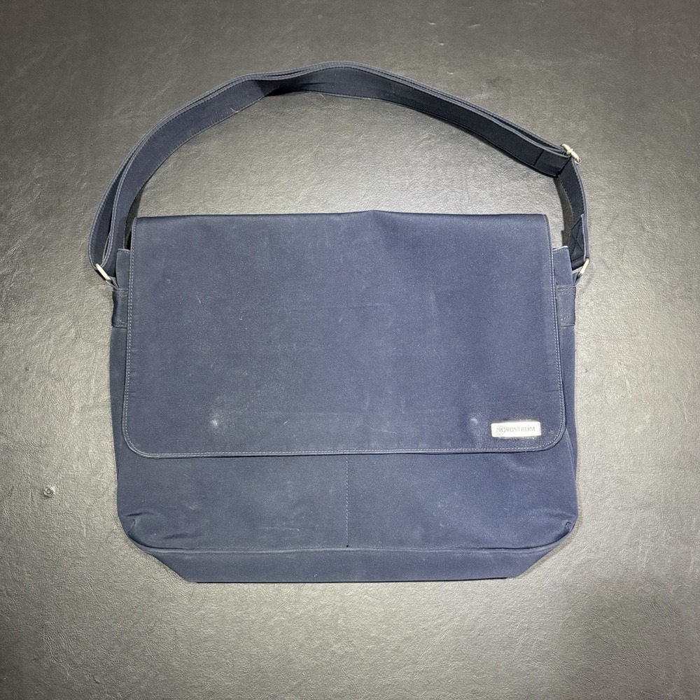Nordstrom Water Resistant‎ 16 Inch Laptop Bag Navy Blue